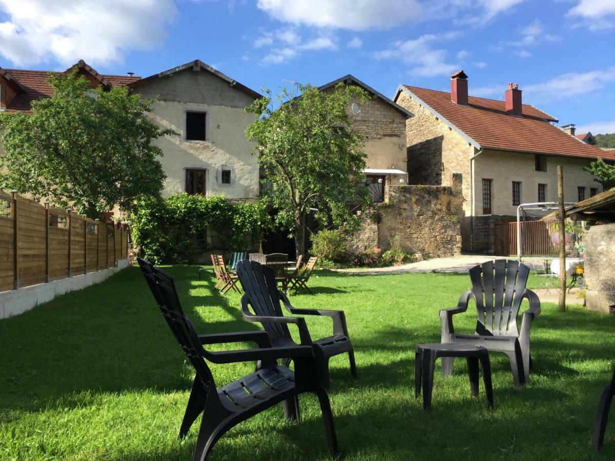 Gîte sur Loue Ornans Extérieur photo
