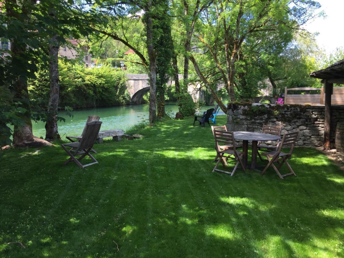 Gîte sur Loue Ornans Extérieur photo